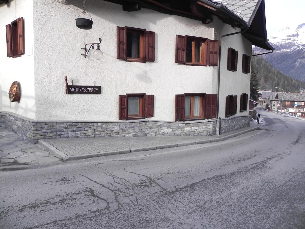 Le Vieux Rascard Chambres D'Hotes Champoluc Værelse billede