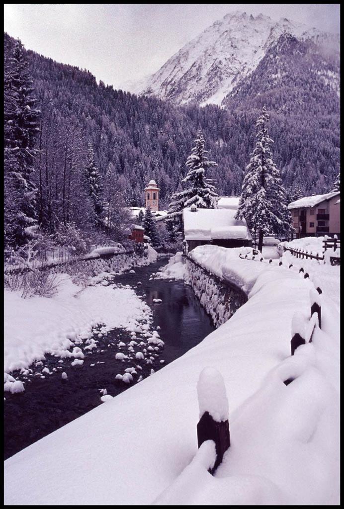 Le Vieux Rascard Chambres D'Hotes Champoluc Eksteriør billede