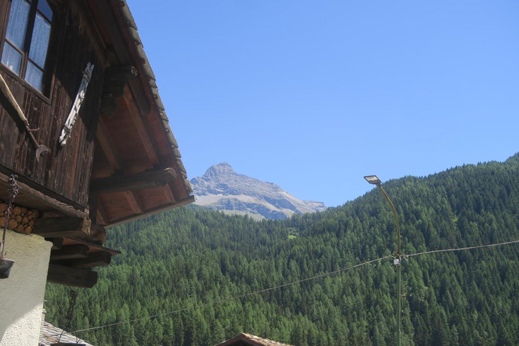 Le Vieux Rascard Chambres D'Hotes Champoluc Eksteriør billede
