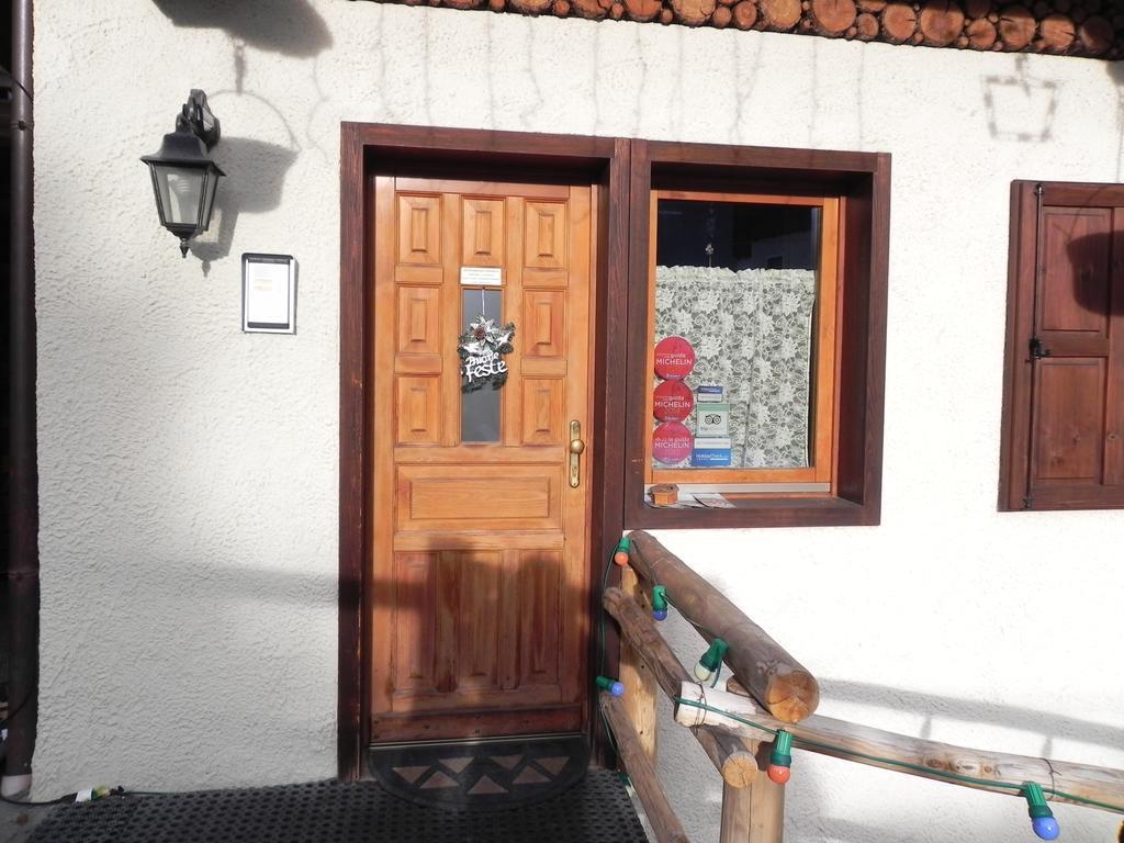 Le Vieux Rascard Chambres D'Hotes Champoluc Eksteriør billede